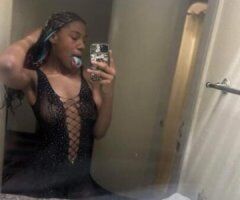 Thick Temptation 🍑💦 Head Queen Awaits 😘💋 - Image 3