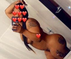 Long Beach's Temptation Awaits 🍑💋🔥 - Image 4