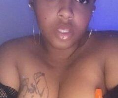 💋 Raleigh's Temptress Awaits 💦🍑 - Image 2