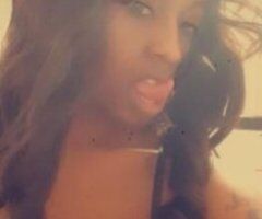 Slim Temptress Ready to Satisfy 💦🍑💋 - Image 2