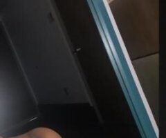 Double Trouble in Cleveland! 💋🍑💦 - Image 3