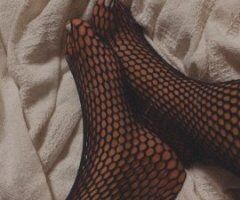 Discreet Delight in Brooklyn 💋🍑 Let's Play! 💦😘 - Image 5