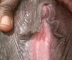🍑 Sioux City's Seductive Secret is Back! 💦💋 - Image 2