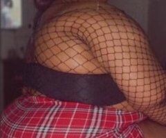 Curvy Ebony Temptation Awaits 💦🍑💋 - Image 2