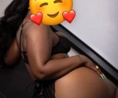 Curvy Caribbean Delight 🍑💋 Ready to Play in Bakersfield 💦 - Image 5