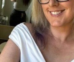 🔥 36-Year-Old Vixen 💋 3-Hole Fun & Naughty Sexting 🍑💦 - Image 2