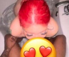 Thick Redhead Tease 😍💦 Mixed Vixen Ready to Play 🍑💋 - Image 2