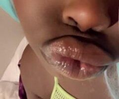 💋 Drive-Thru Delights: Car Play in Lake Charles! 🍑💦 - Image 2