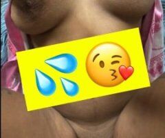 Jonesboro's Juicy Secret 💋🍑 Dive In 💦 - Image 2