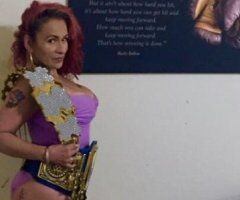 Wichita's Wild Latina MILF 💋🍑 Val's Tempting Treats Await 😘💦 - Image 3