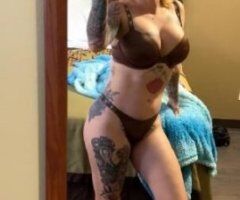 Blonde Bombshell Ready to Satisfy 💋🍑💦 - Image 7
