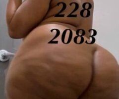 Big Booty Bliss 🍑💋 Ready to Play? 💦💯