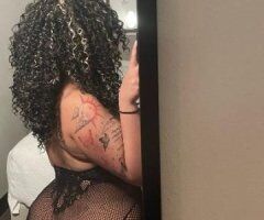 Curvy Temptress Awaits 💋💦 College Cutie 🍑😘 - Image 11