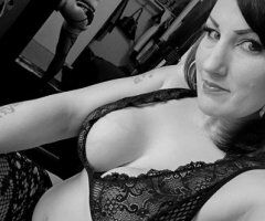 Lexi Marie: Inland Empire's Naughty Delight 🍑💦 - Image 5