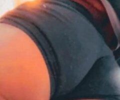 Slim & Spicy: Your Wild Louisville Fantasy💋🍑🔥 - Image 4