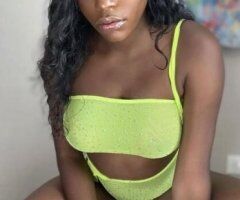 Queens' Sweet Temptation 🍫🍑💋 $50 Off Bliss! - Image 3