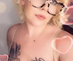 Curvy Blonde Tease 💋 San Mateo's Deepthroat Goddess 🍑💦 - Image 3
