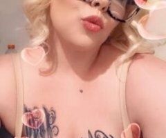 Curvy Blonde Tease 💋 San Mateo's Deepthroat Goddess 🍑💦 - Image 5