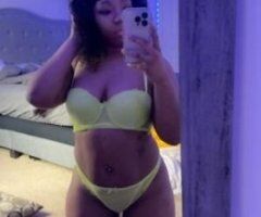 💋 Cum Play in Manchester 💦 Exclusive Encounters Await! 🍑 - Image 2