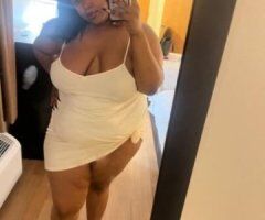 🍭 Sweet Treat: Deepthroat Diva on Demand 💋🚗