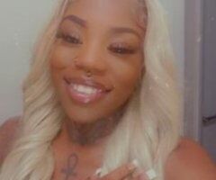 Throat Queen 💋 Ready for You 💦 Specials & More! 🍑 - Image 7