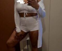 Petite Princess Awaits 💋💦 Ready to Spoil You 😘 - Image 7