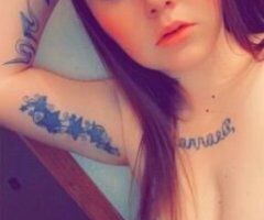 Seattle's Snow Bunny: Pure Bliss Awaits 💋🍑💦 - Image 2