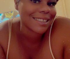 Sweet Southern Delight 🍑 Ready to Please, Zaddy? 💋💦 - Image 2