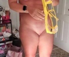 Daughter-Mom Delight 💋🔥 Seeking a True Gentleman 🍆 - Image 3