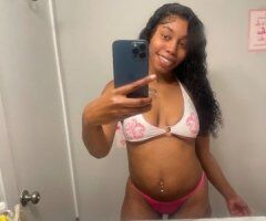 22 & Tempting: Clarksville's Hottest Secret 💋💦