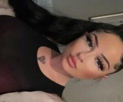 Pretty Eyes & Tempting Thighs in OC 💋🍑💦 - Image 3