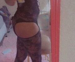 🔥 Ariel Awaits: Car Play & More 🍑💋 - Image 3