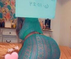 Unleash Passion 🍑 Dive Deep 💦 Jonesboro's Juicy Secret
