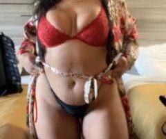 Des Moines Delight 🍑💦 Unforgettable Touch - Image 4