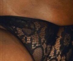 Curves & Kisses 💋💦 Hot Fun Awaits 🍑😘 - Image 3