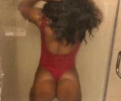 💋 Mesmerizing Muse Awaiting You! 💦💫😘 - Image 2