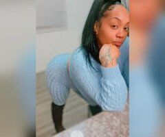 Curves & Charm: Dripping Delight 🍑💦💕