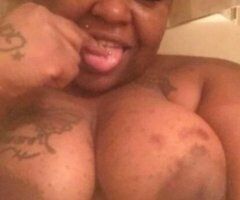 🔥 Detroit's Naughty Temptress Awaits 💋🍑💦 - Image 4