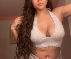 Indy’s Petite Temptress Awaits You 💋🍑 - Image 2