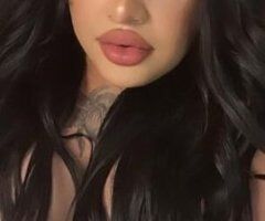 Trans Temptation Awaits 🍑💋 Dive Into Your Fantasies! - Image 8
