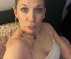 🔥🔥 38 & Naughty: Ready to Play? 🍑💦 Outcalls & More! 😘🤤 - Image 2