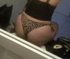Heyyy Daddy, Ready to Make Waves? 💦🔥🍑