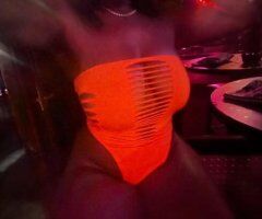🔥 Wet & Wild Fun Awaits You! 💦🍑😘