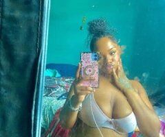 🌟 Horny Young Lady Ready for Fun! 💋💦🍑 - Image 5