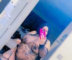 Catch Me If You Can 💦💋🔥 Early Bird Specials Await! 😘🍑 - Image 2