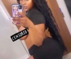 Get Ready for Desiree's Delight! 💦💋🍑😘🔥 - Image 3