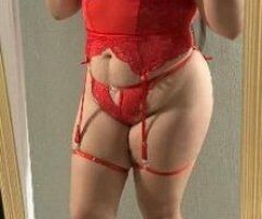 🔥 Curvy Latina Ready to Play! 💦🍑