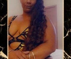 Curvy Goddess Awaits You! 💋🍑🔥 - Image 2