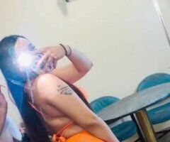 🍑 Sweet Seduction Awaits! 💦🔥 Let's Make Magic 💋✨