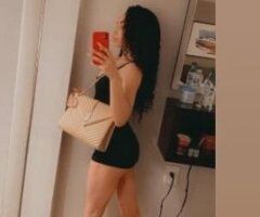 🔥 Elite Petite Playmate Ready for Fun! 💋🍑😘